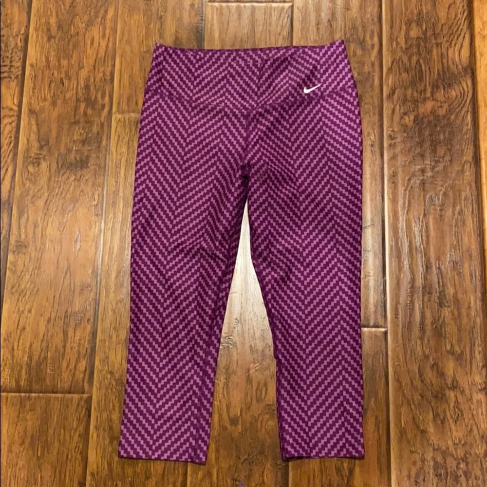 Nike Crop Dry Fit Leggings